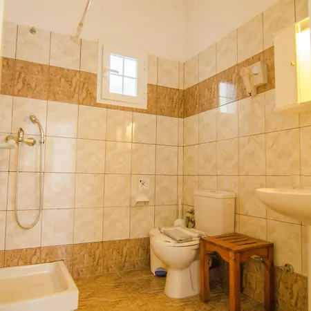 Bella Vista Lägenhetshotell Pelekas