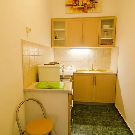 Bella Vista Lägenhetshotell 3*